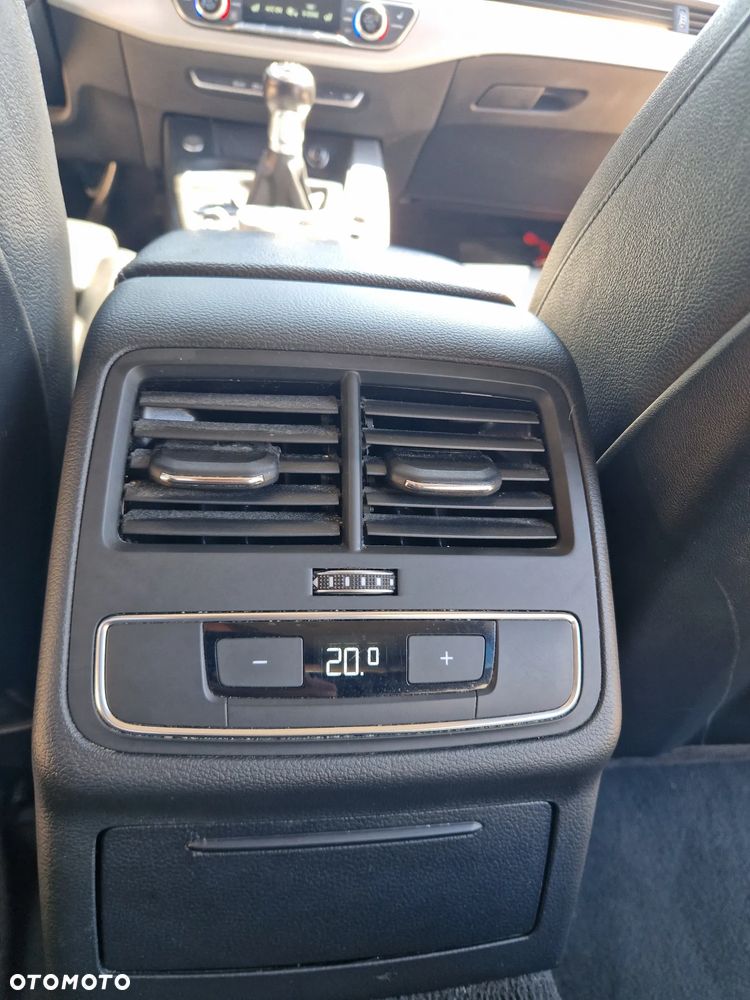 Audi A4 Avant 2.0 TDI Design - 17
