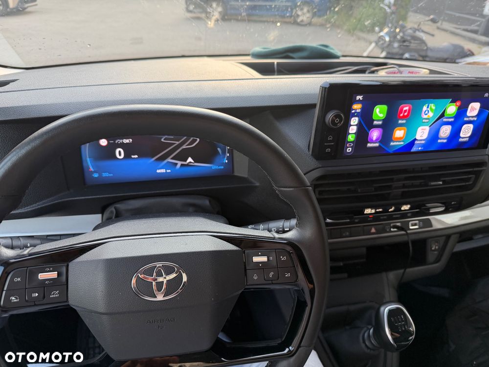 Toyota Pro ace - 8