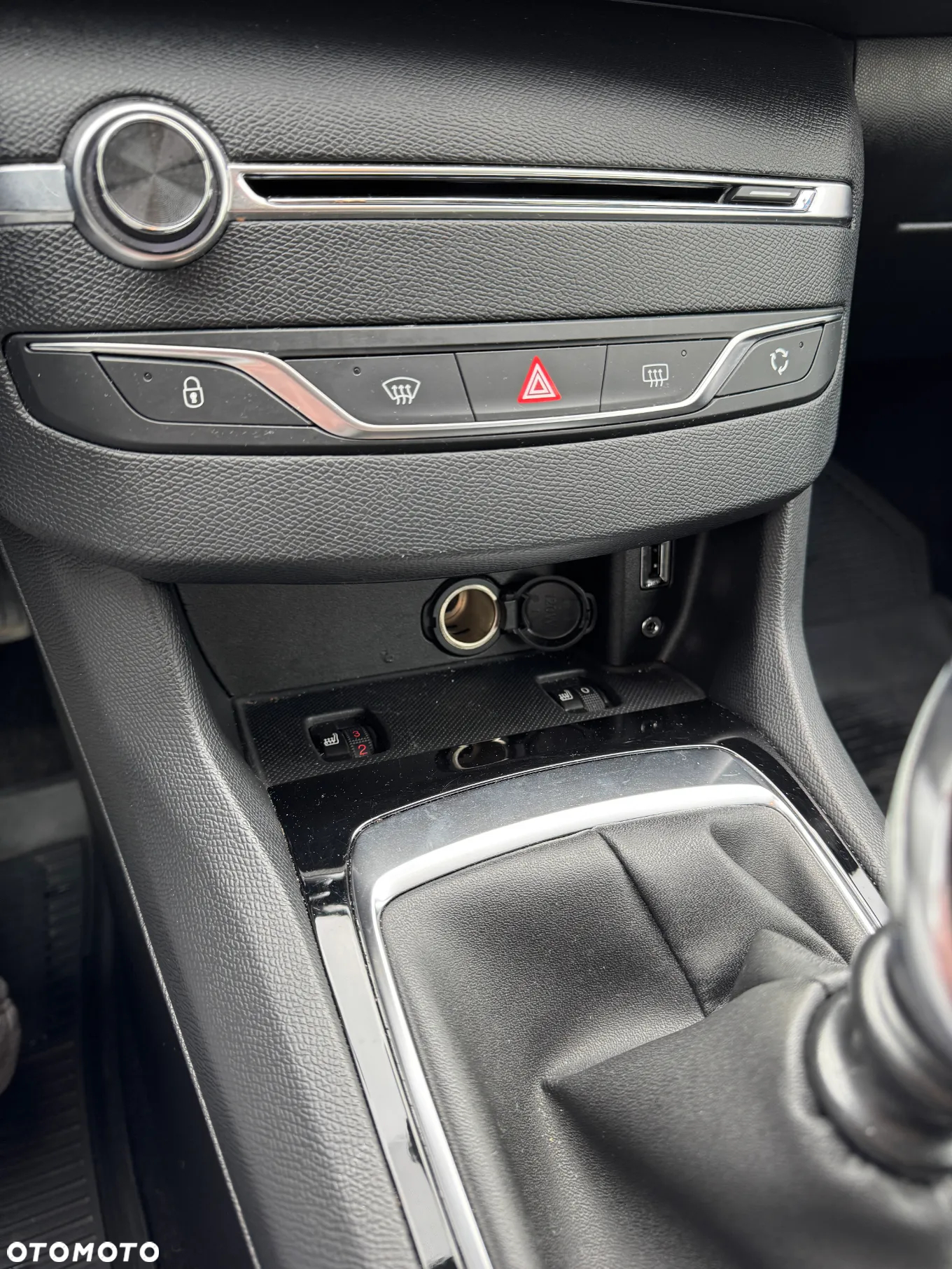 Peugeot 308 - 13