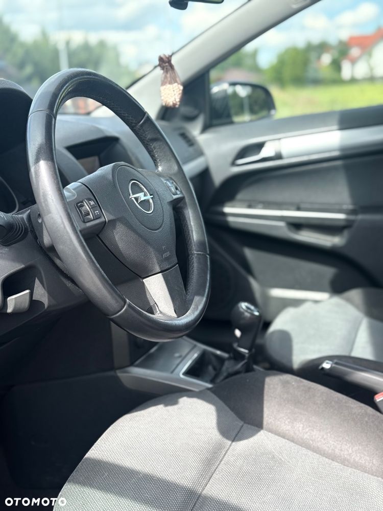 Opel Astra 1.4 Enjoy - 14