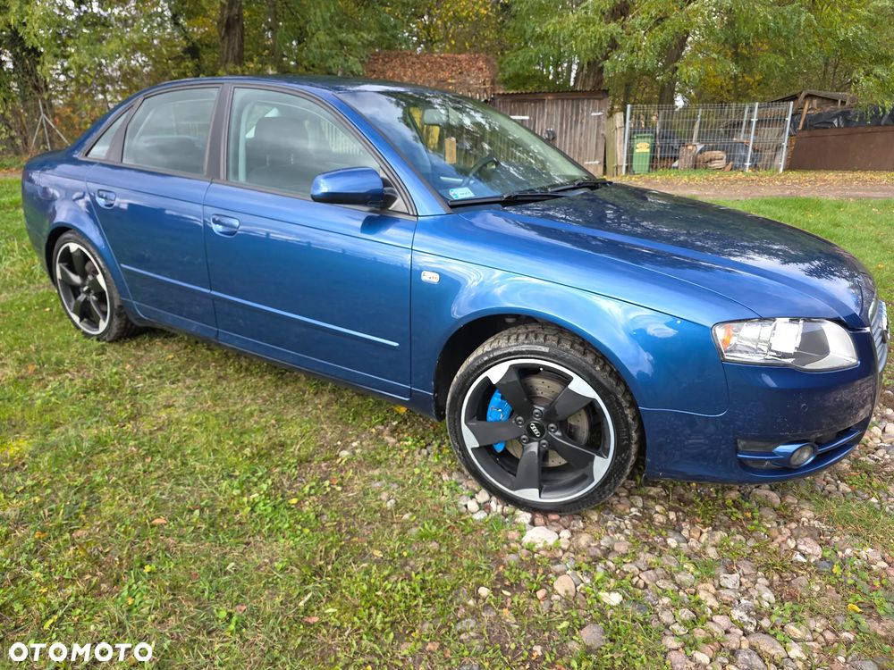 Audi A4 Limousine 2.0T FSI Quattro - 4