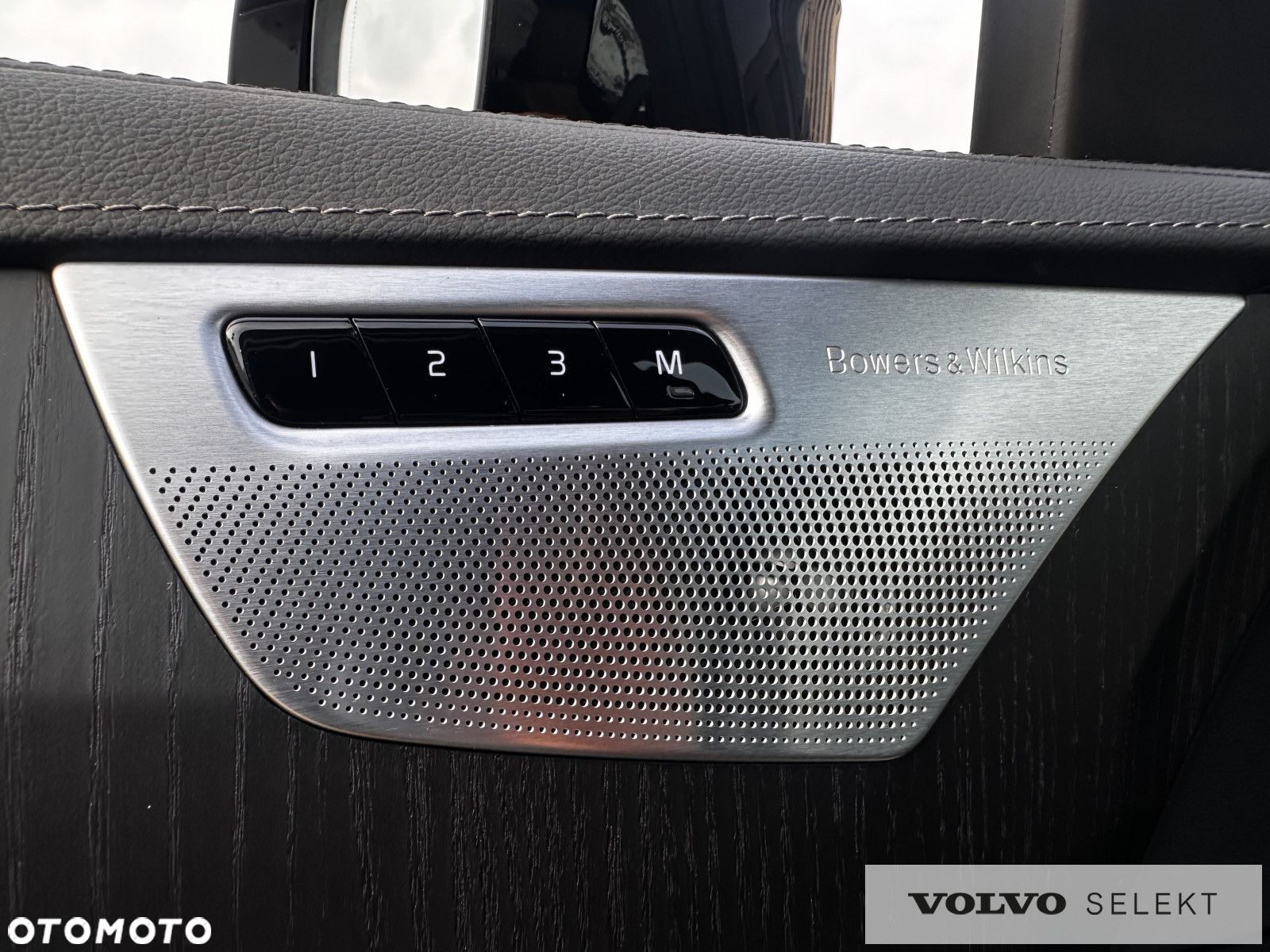 Volvo XC 90 - 22