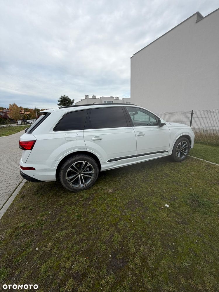 Audi Q7 - 11