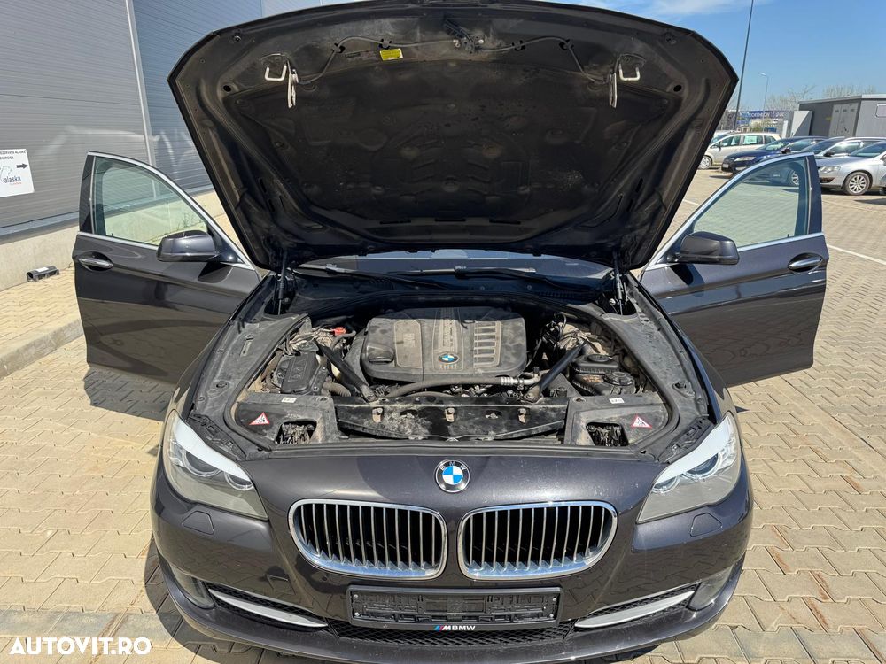 BMW Seria 5 535d xDrive - 15