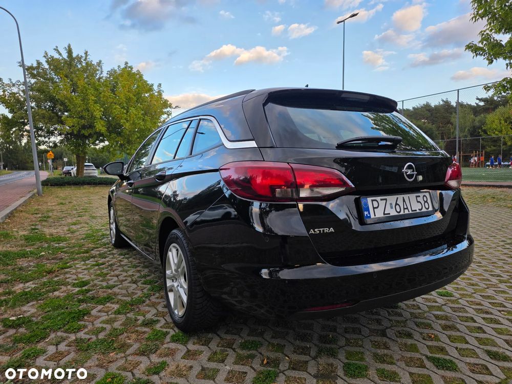 Opel Astra 2019 photo 3