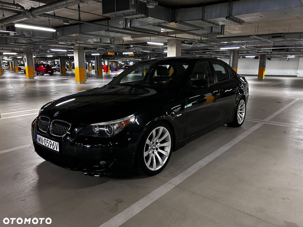 BMW Seria 5 550i Sport-Aut Edition Exclusive - 1