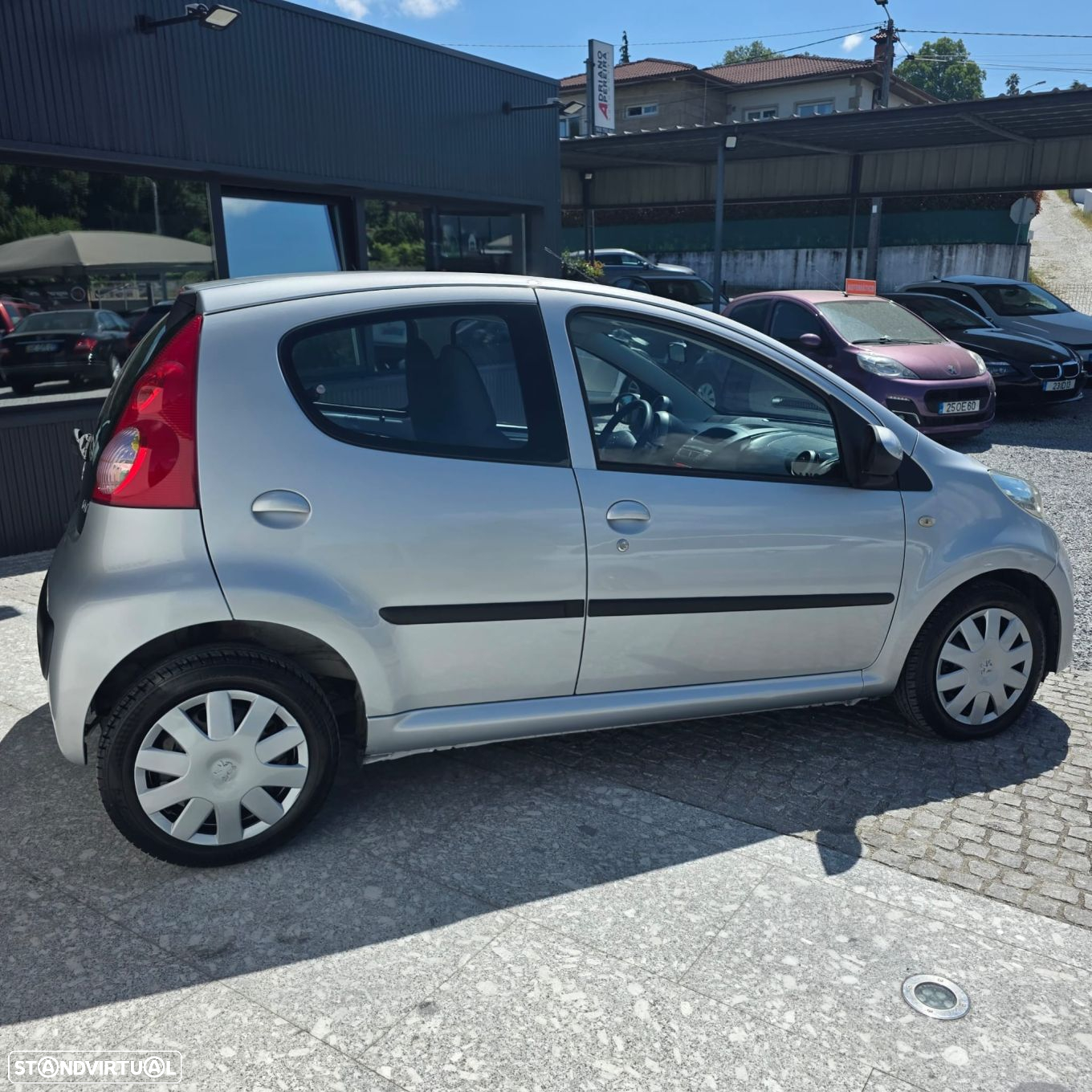 Peugeot 107 1.0 Trendy 2 Tronic - 14