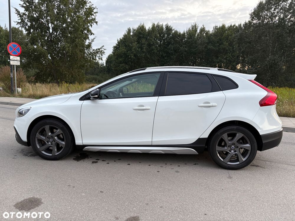 Volvo V40 Cross Country T4 AWD Drive-E Momentum - 8