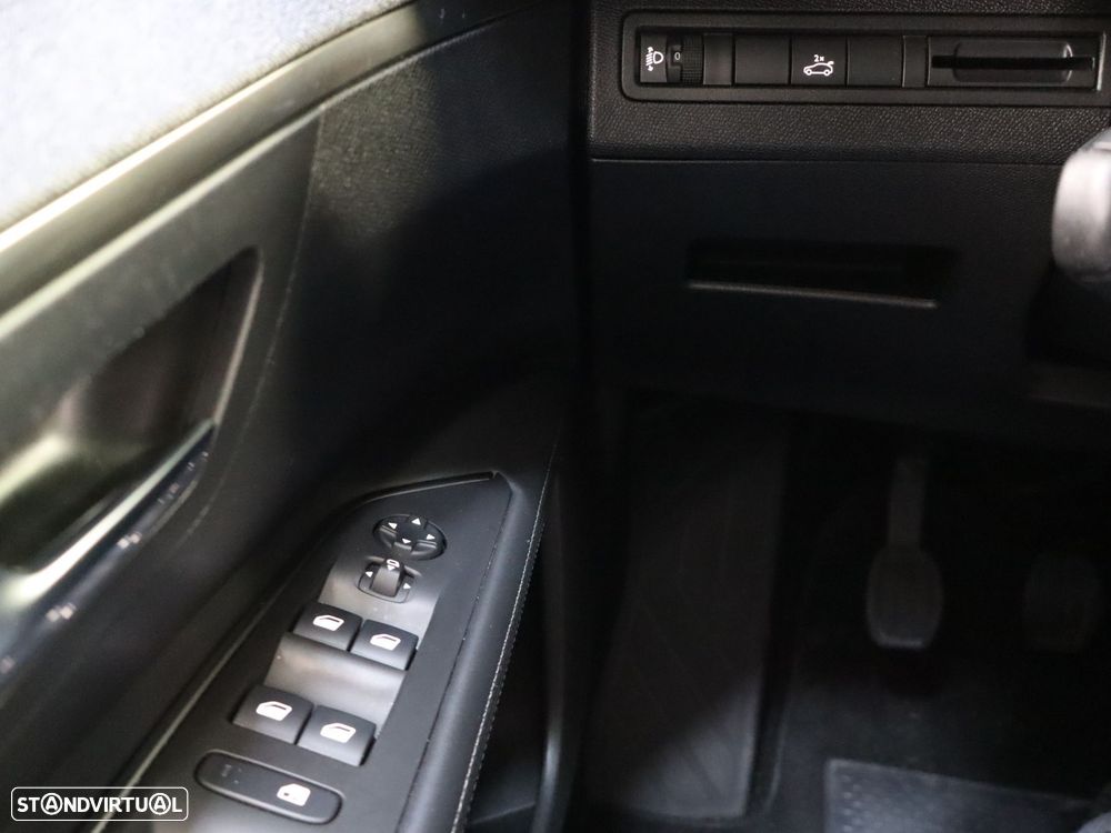 Peugeot 3008 1.2 PureTech Allure - 12