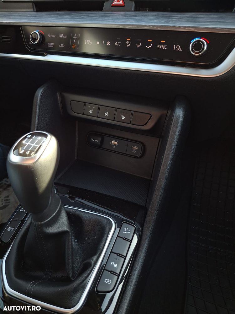 Kia Sportage 1.6 T-GDI MHEV 6MT 4x2 Style - 30