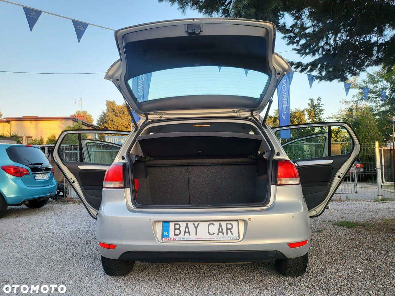 Volkswagen Golf - 10