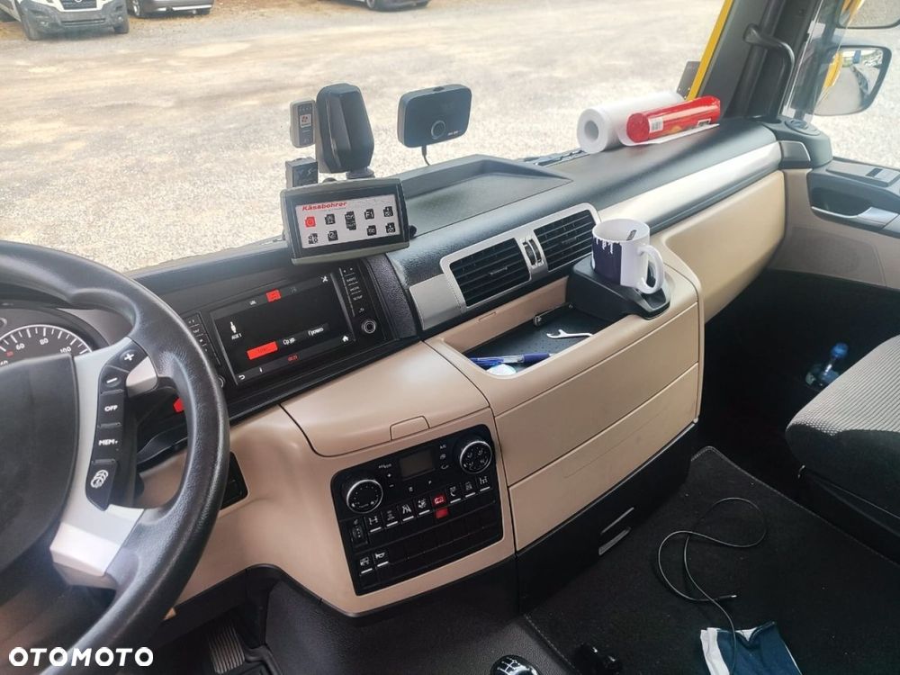 MAN TGM - 15