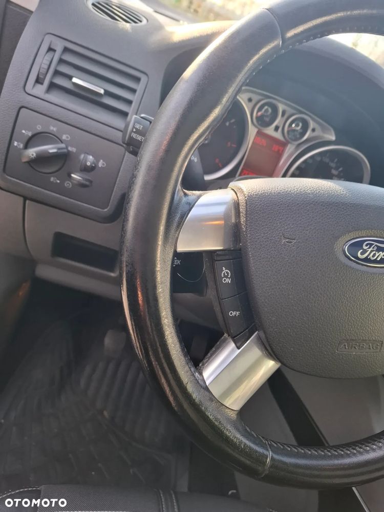 Ford Kuga 2.0 TDCi 4WD Titanium - 15