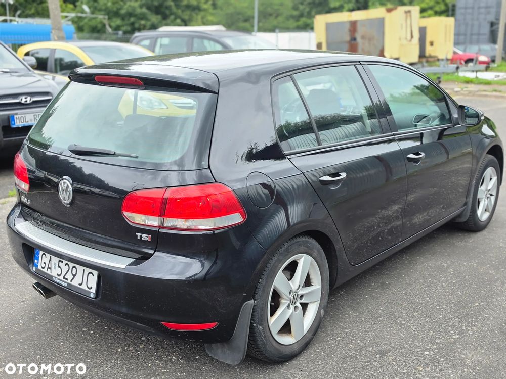 Volkswagen Golf - 3