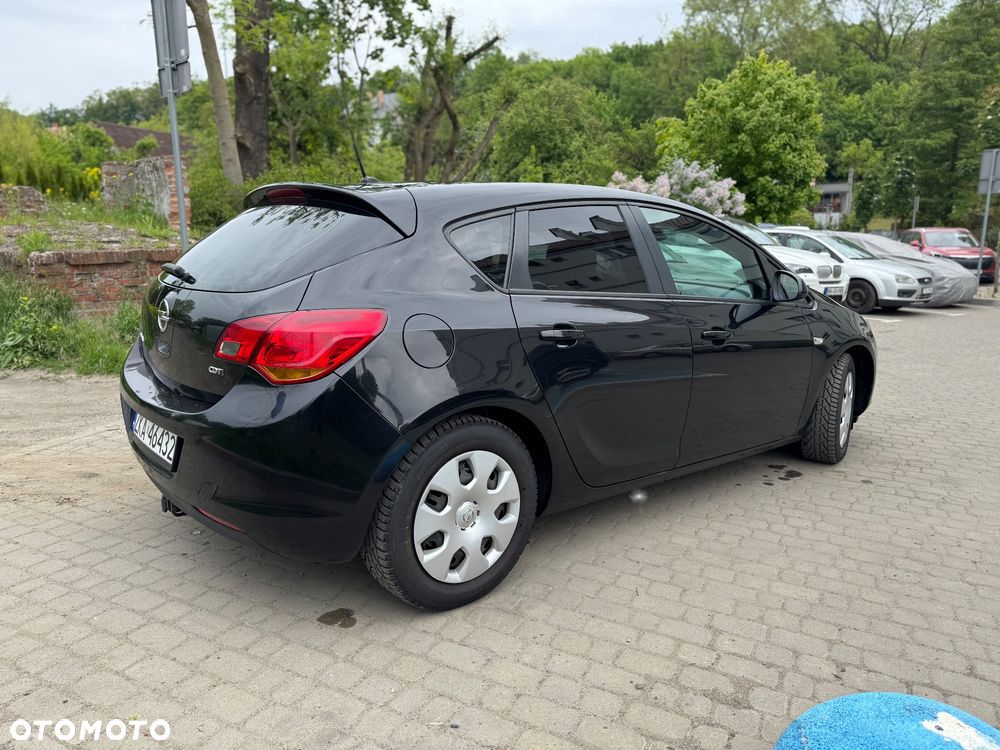 Opel Astra 1.7 CDTI DPF Design Edition - 3