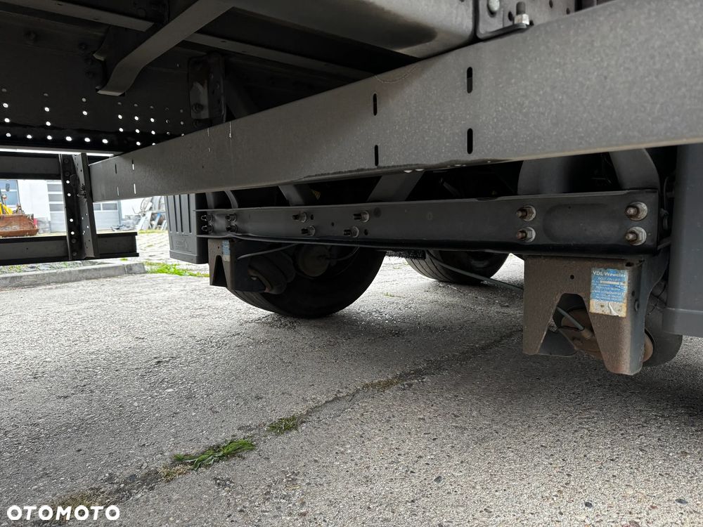 Schmitz Cargobull Varios-standart /mega - 9