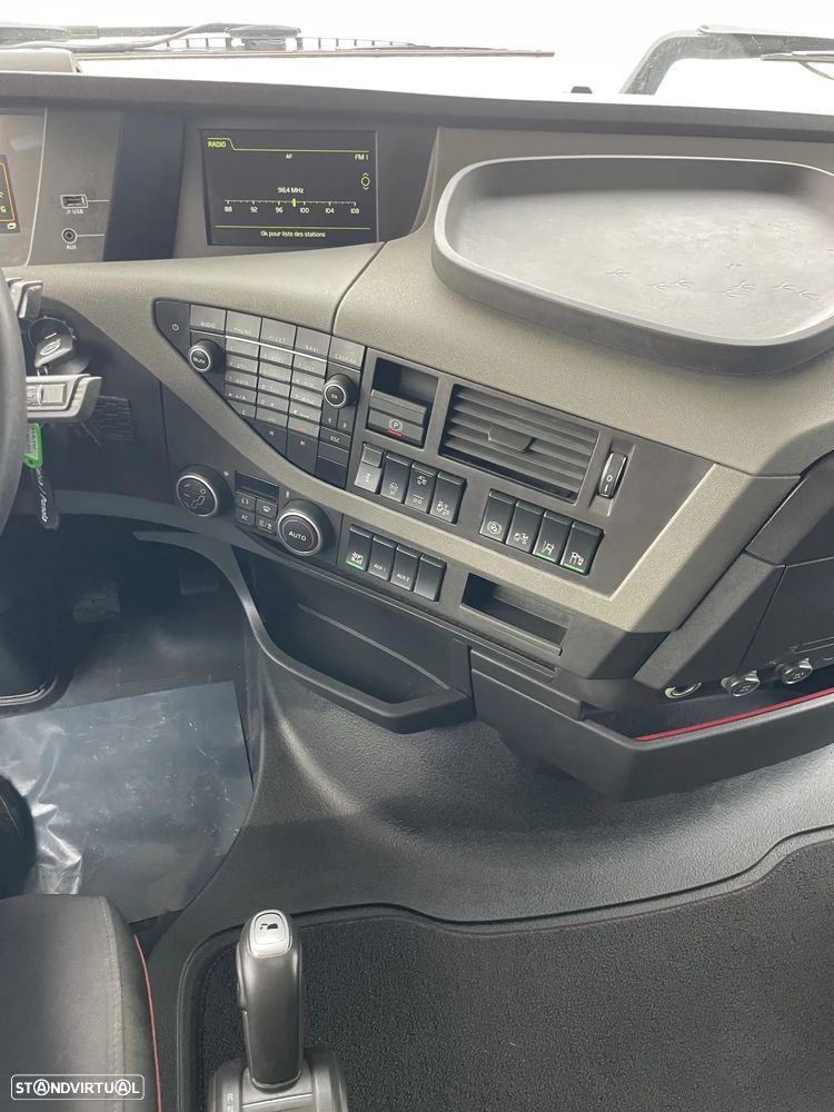 Volvo FH 460 - Caixa de Cortinas / 6x2 - 2018 - 7