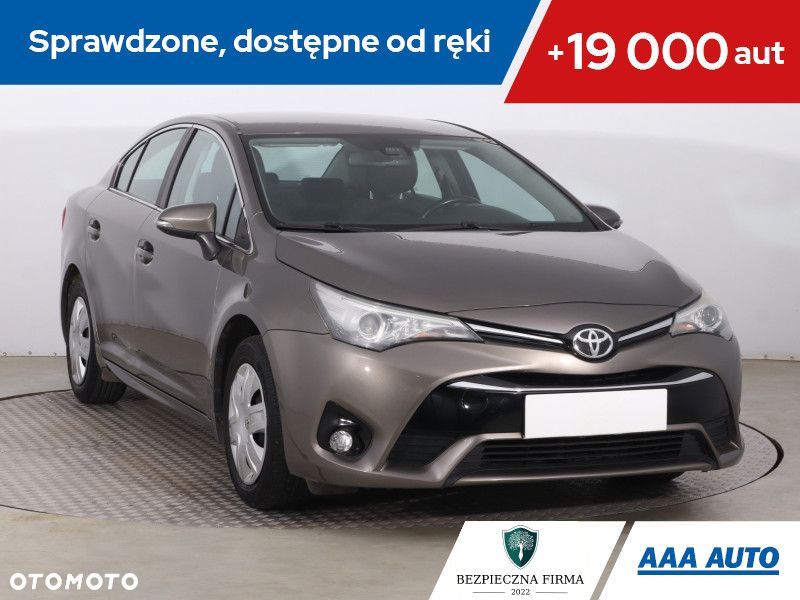 Toyota Avensis - 2