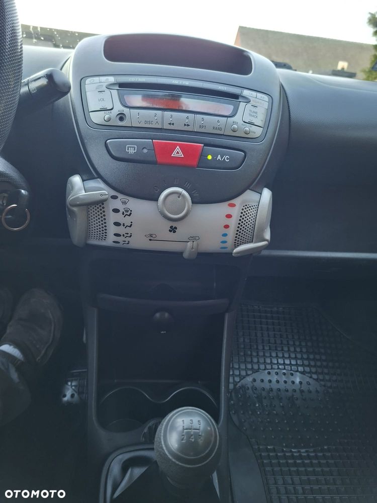 Toyota Aygo - 15