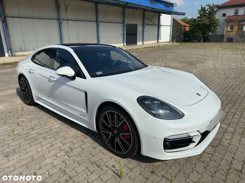 Porsche Panamera GTS - 1