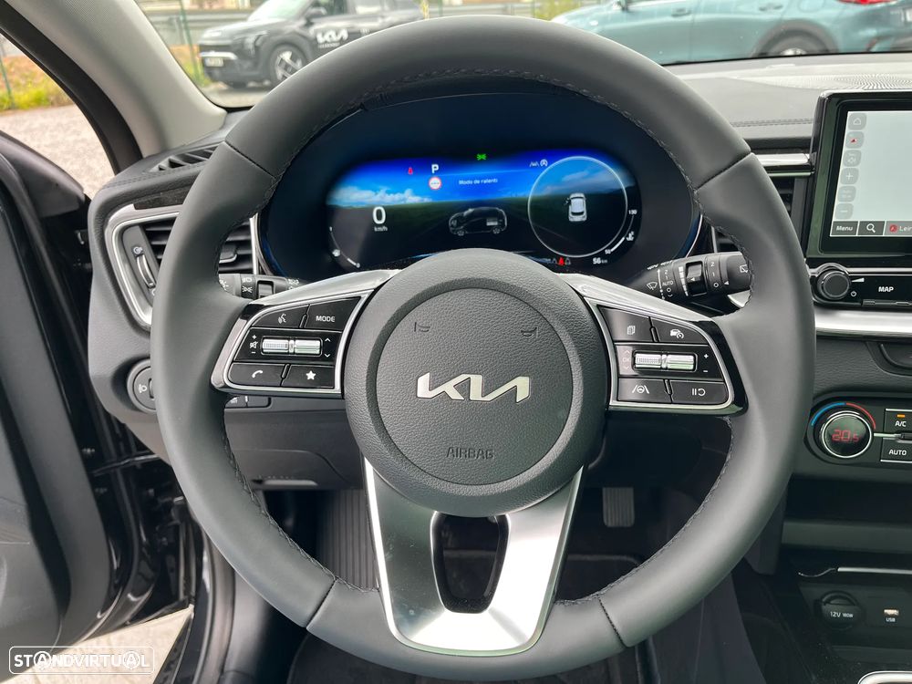Kia XCeed 1.5 T-GDI Tech 7DCT - 7