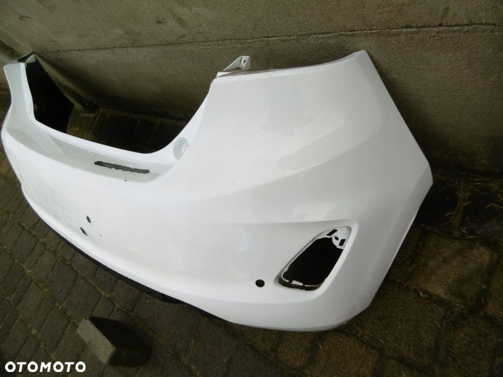 FORD FIESTA MK8 - zderzak tylny - 3