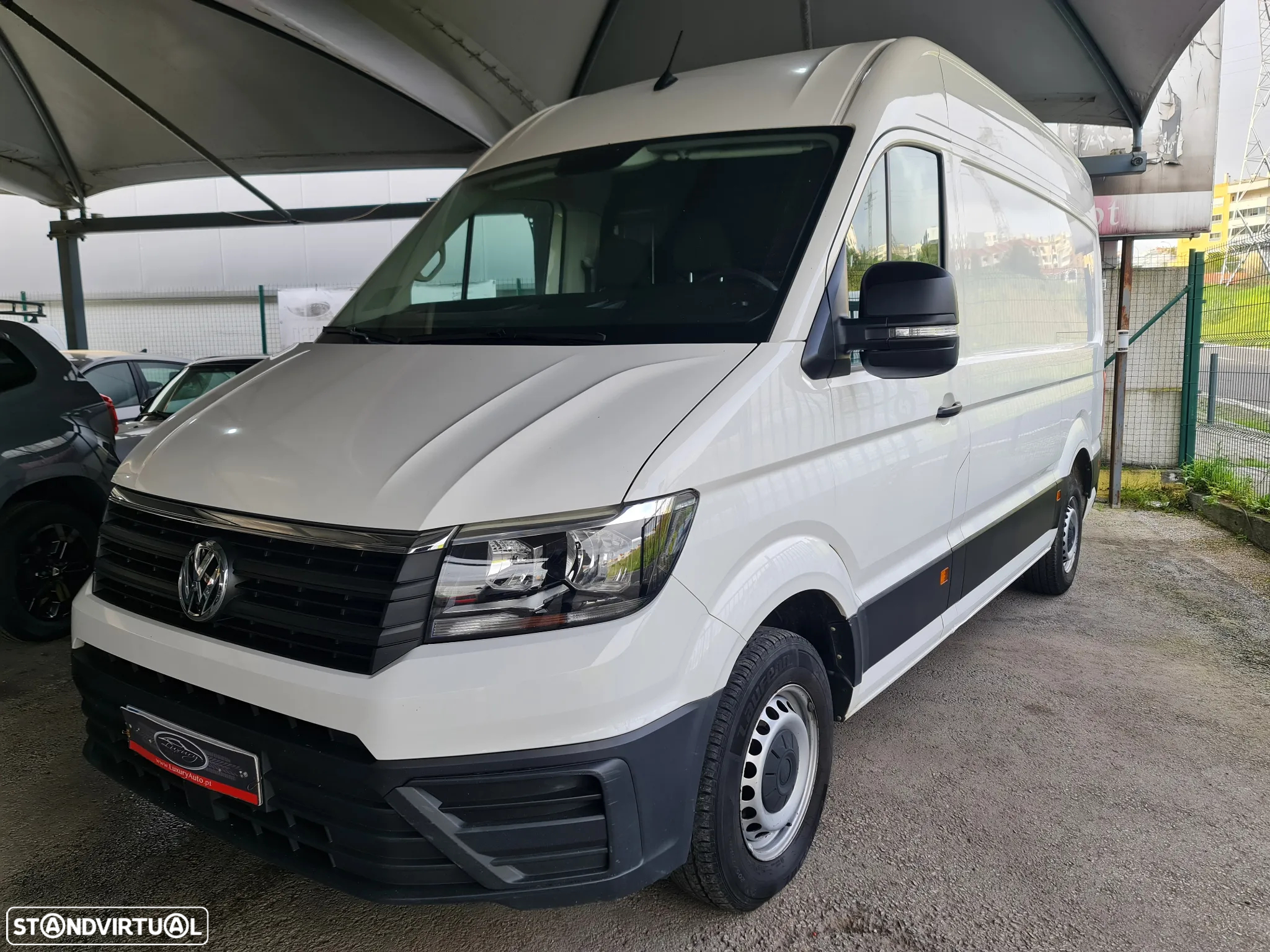 VW Crafter 2.0 TDI L3H2  c/Iva DEDUTÍVEL - 3