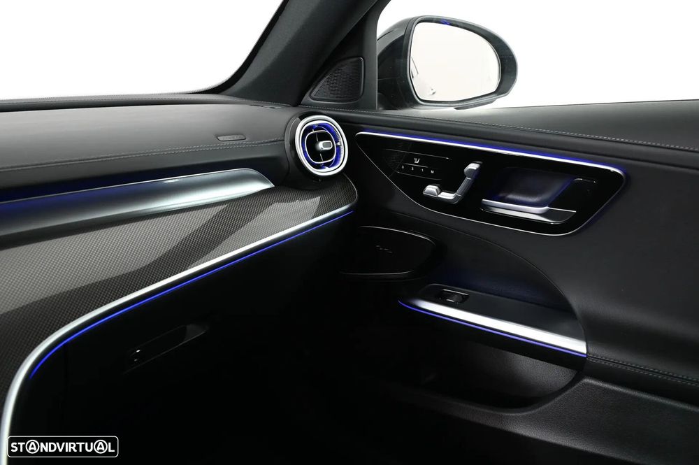 Mercedes-Benz C 300 d AMG Line - 31