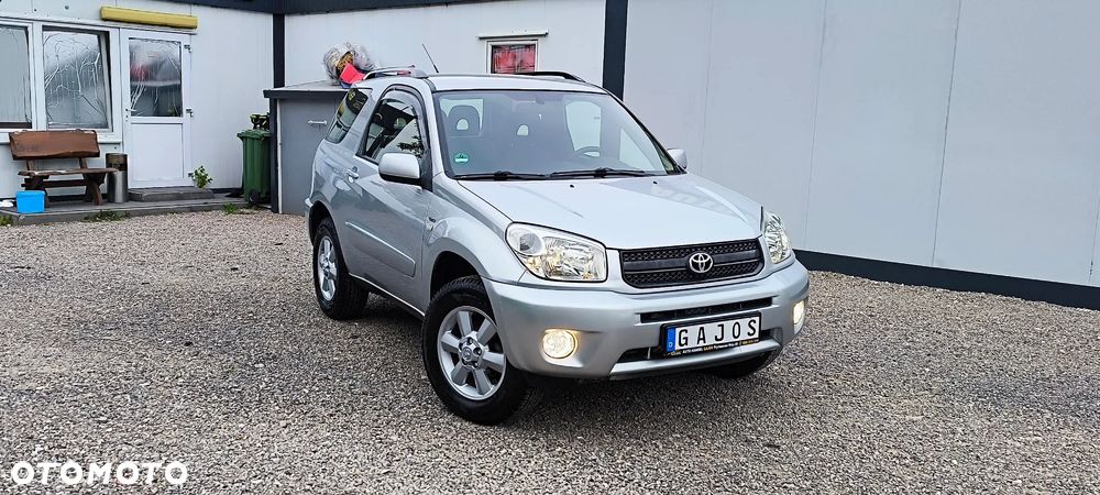 Toyota RAV4 - 18