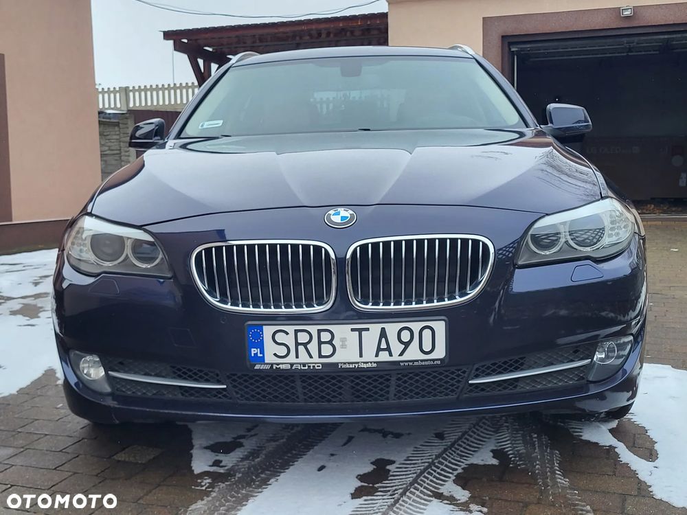 BMW Seria 5 520d xDrive Luxury Line - 3