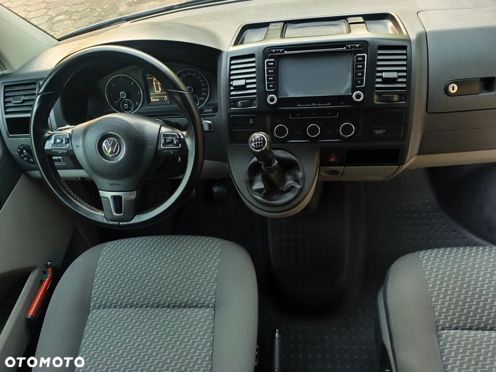 Volkswagen Transporter - 30
