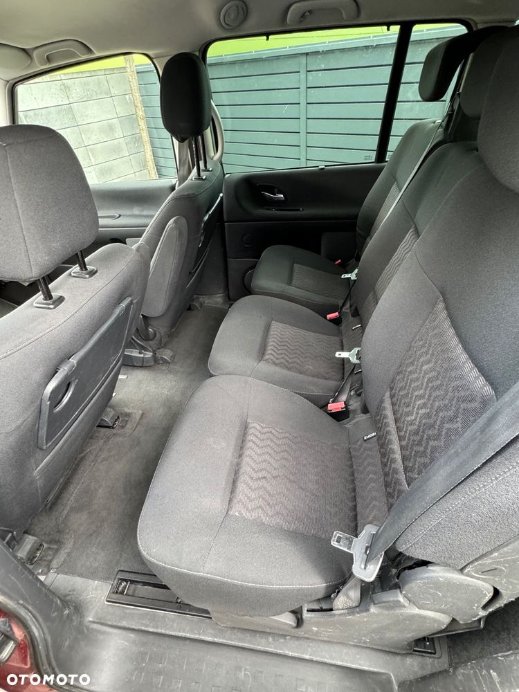 Renault Espace 2.0T Impulsion - 13