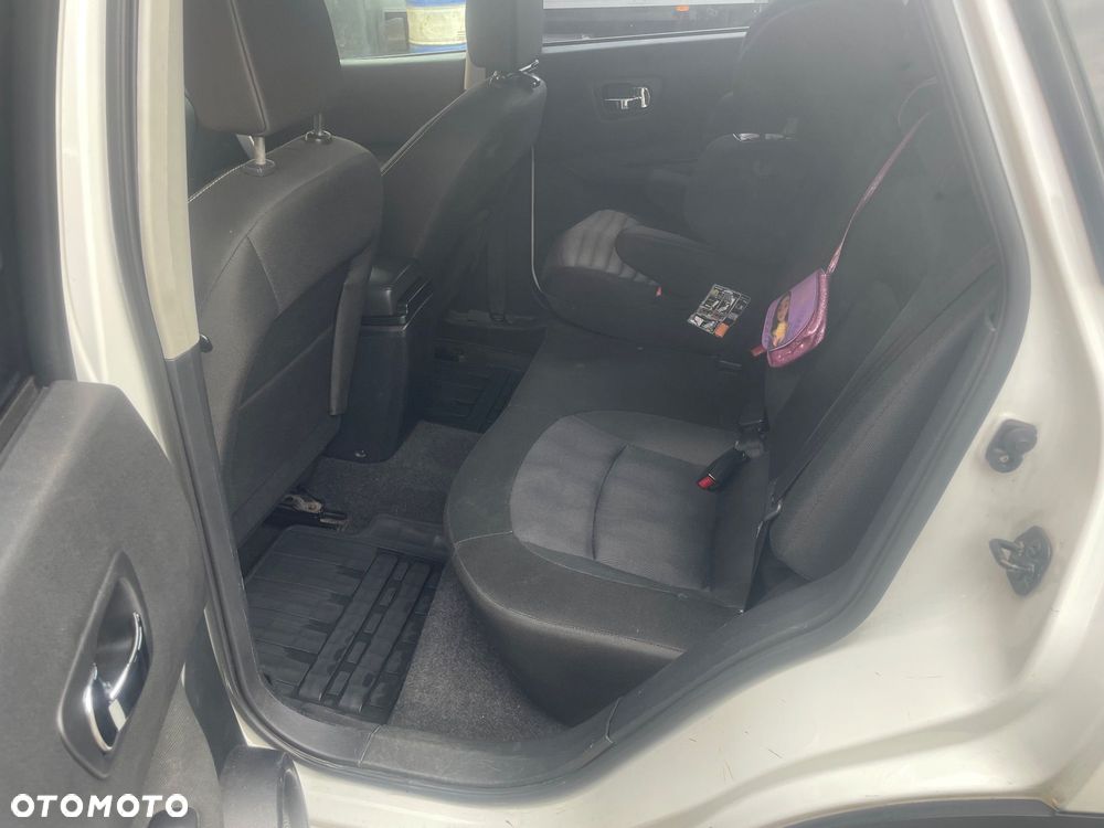 Nissan Qashqai - 8