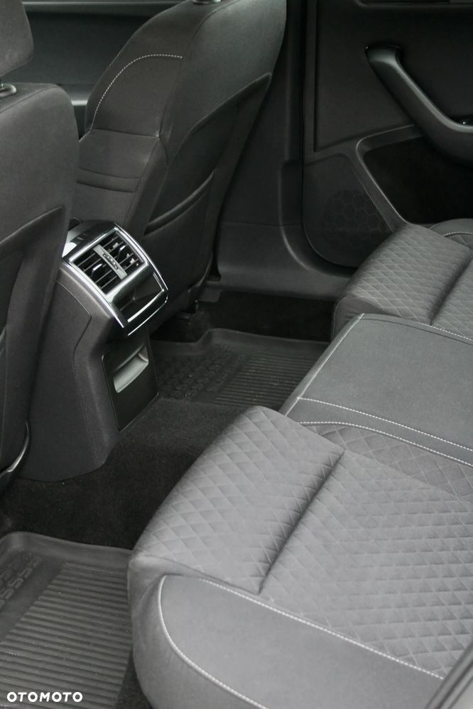 Skoda Superb 2.0 TSI Ambition DSG - 20