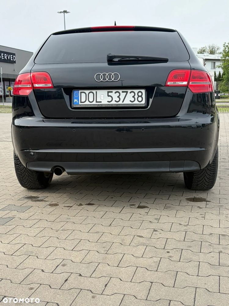 Audi A3 Sportback 2.0 TDI DPF Ambiente - 11