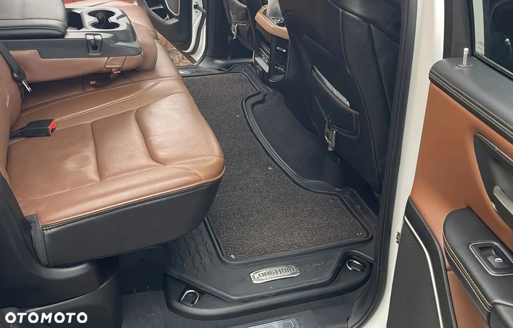 RAM 1500 Crew Cab Longhorn - 19