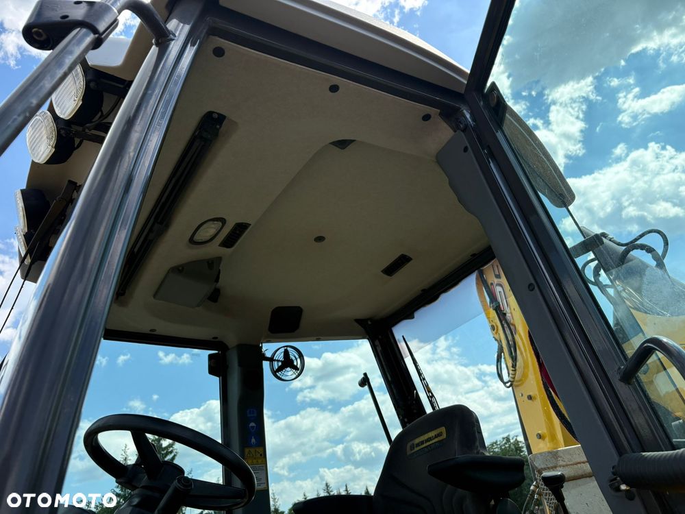 New Holland B115C - 40