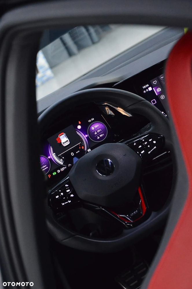 Volkswagen Golf GTI TCR 2.0 TSI OPF DSG - 11