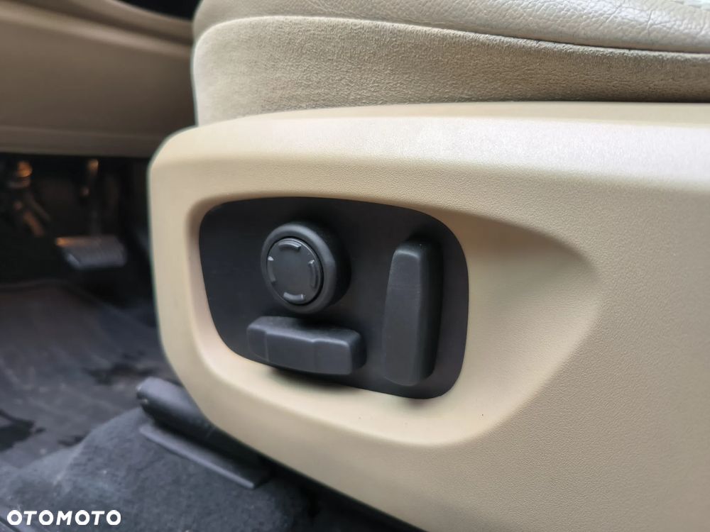 Land Rover Discovery Sport 2.0 Si4 HSE - 6