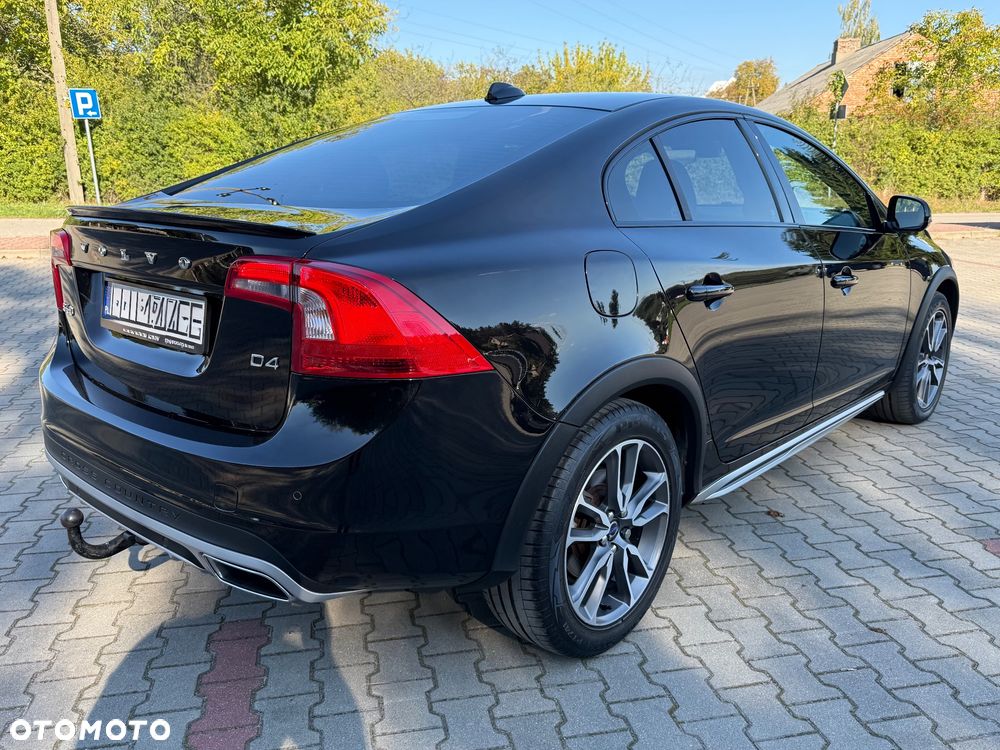 Volvo S60 Cross Country - 6