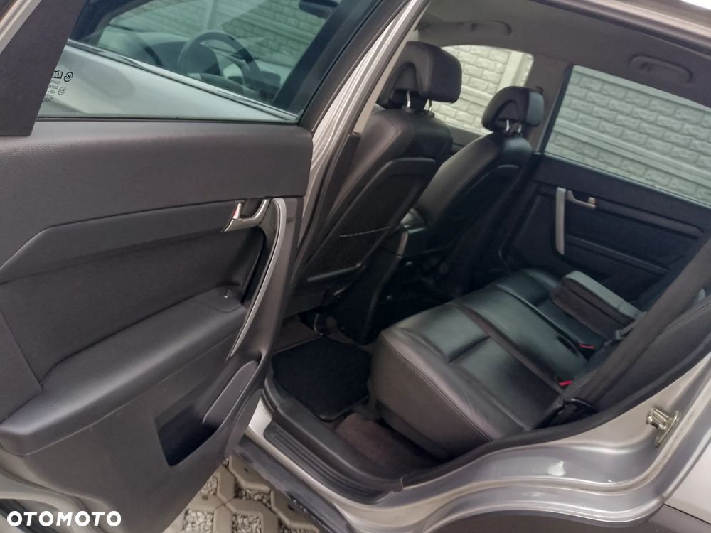 Chevrolet Captiva 2.4 LS - 14