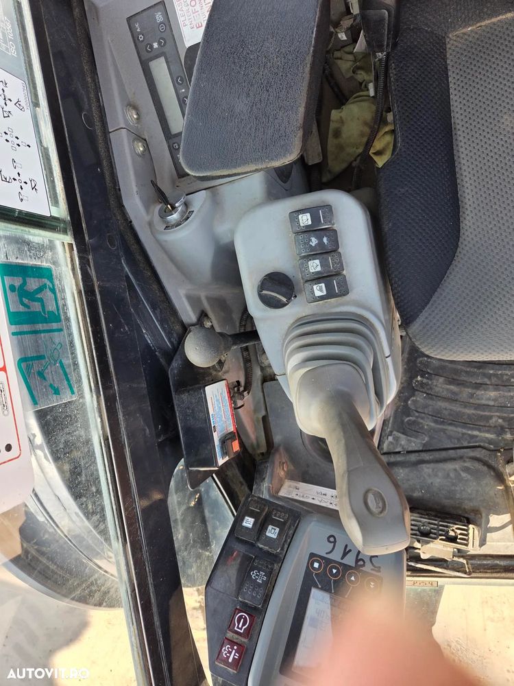 Hitachi 5,1tone, 2023/12, 2.229h, ZX48U-6, Adanc sapare 4m, CUPLA RAPIDA HIDRAULICA+3 CUPE, LAMA NIVELARE, Aer conditionat, inst picon pe brate, latime 2m, incarcarca 8x4, Antifurt, posibil leasing 4 ani, PROMOTIE 37900 EUR+Tva - 20