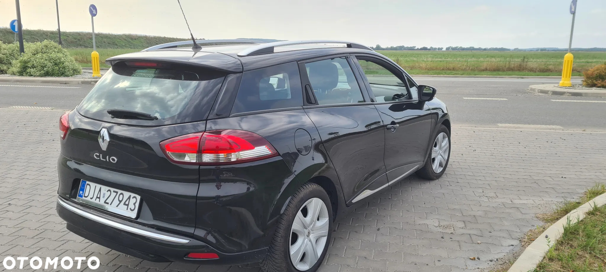 Renault Clio Grandtour 1.2 16V 75 Life - 19