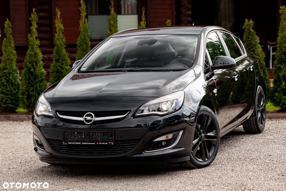 Opel Astra 1.4 Turbo - 1