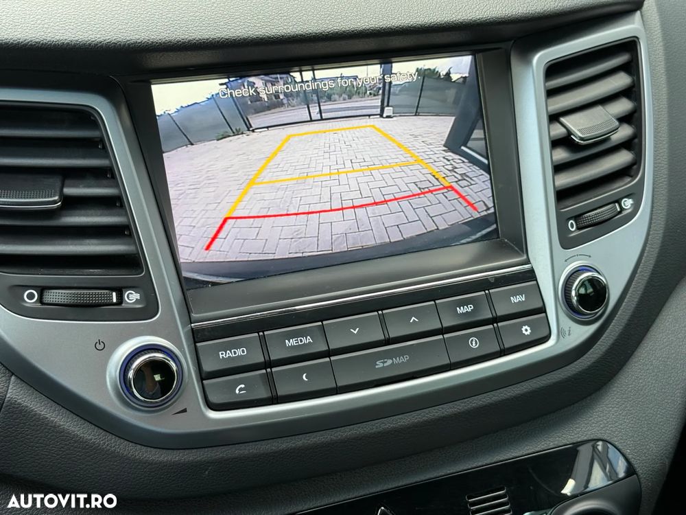Hyundai Tucson 2.0 CRDI 4WD Automatik Premium - 18