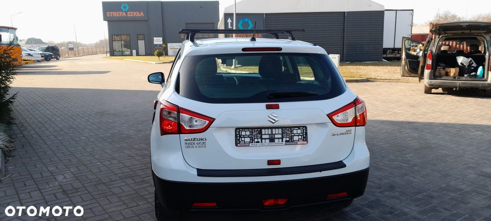 Suzuki SX4 S-Cross 1.6 Comfort - 13