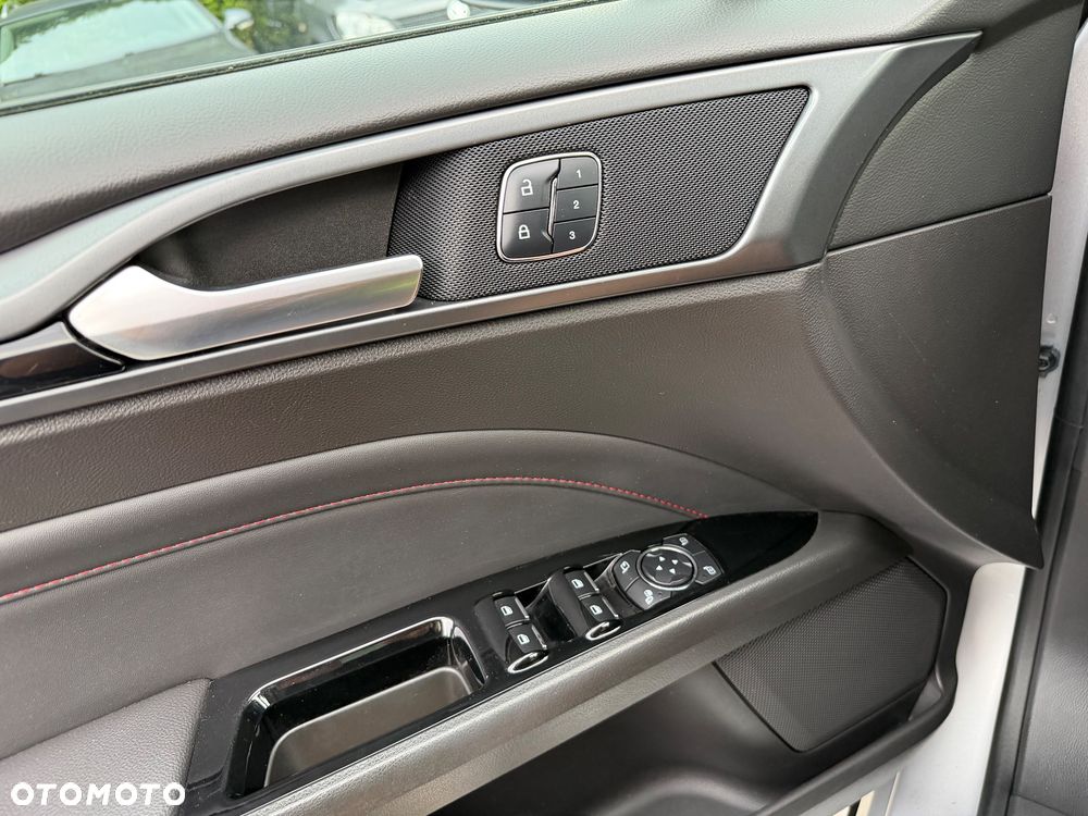 Ford Mondeo 2.0 TDCi Bi-Turbo PowerShift-Aut ST-Line - 24
