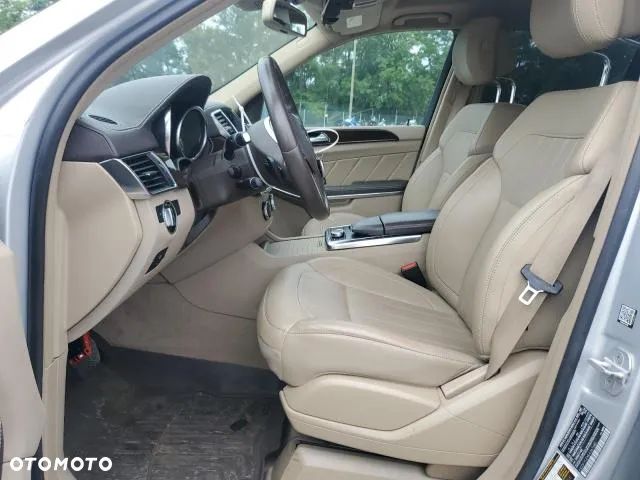 Mercedes-Benz GL 400 4Matic 7G-TRONIC - 10