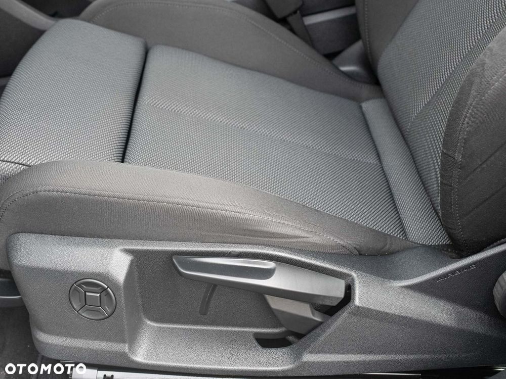 Audi Q4 e-tron 35 52kWh Advanced - 11