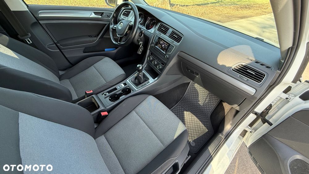 Volkswagen Golf 1.2 TSI BMT Trendline EU6 - 11